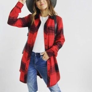 Athleta Red Trail To Town Buffalo Plaid Tunic shirt size small